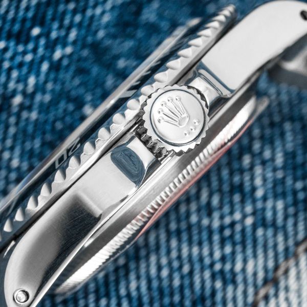 Rolex Submariner 14060M